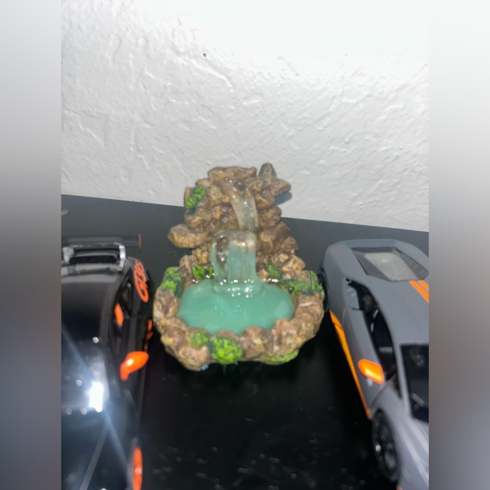 Home decor - Picture 3 of 5